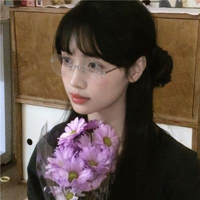 在凡妲的小房间里